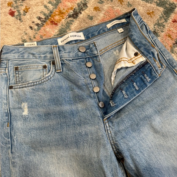 Denim Forum size 25 light wash jeans from Aritzia - Picture 3 of 5
